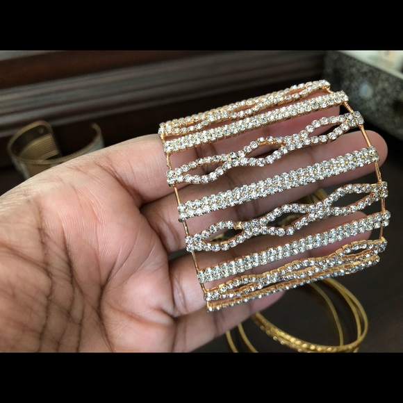 Bangles/bracelets - Picture 5 of 8